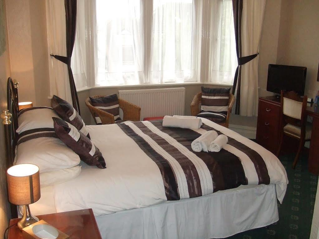Blueshutters Hotel Poole Exterior photo